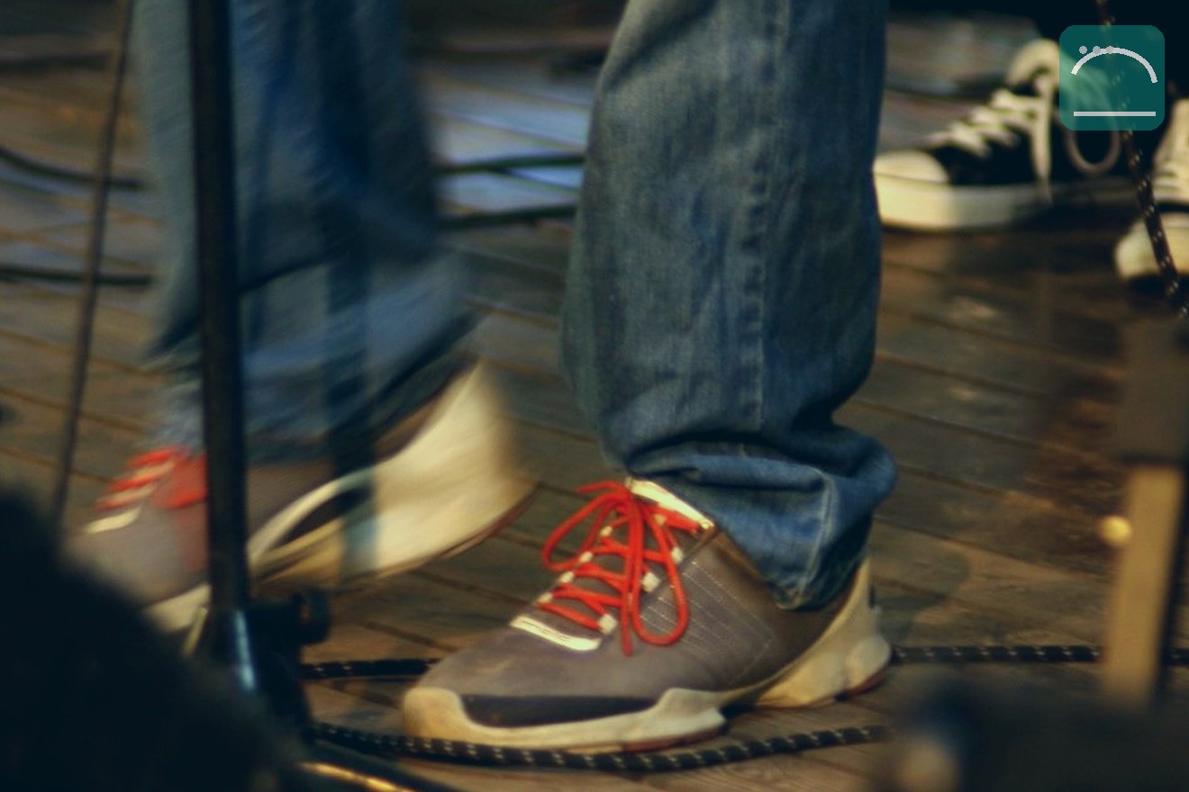 New Balance 9060 Navy Sneaker footwear